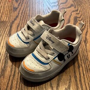 Disney Mickey Mouse White Toddler Sneakers | 9